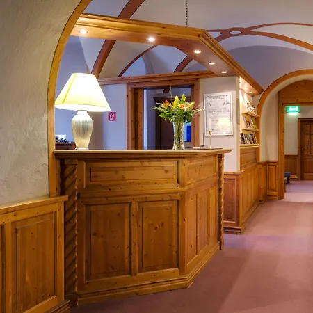 Schloss Hotel 3*