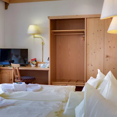 Schloss 3* Nebra