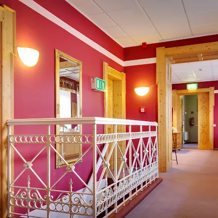 Hotel Schloss 3*
